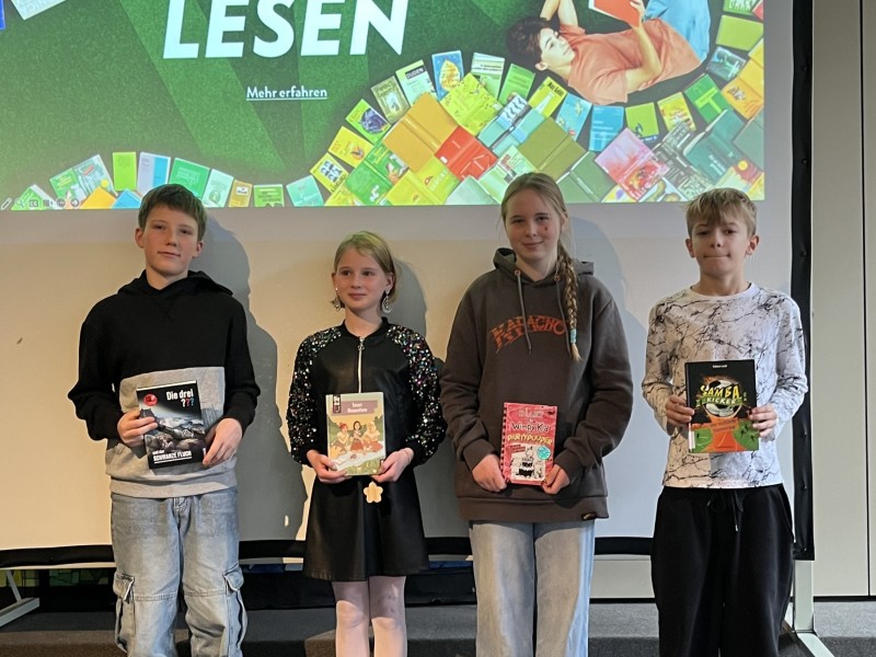 Wer liest, ist nie allein - Vorlesewettbewerb der Mittelschule Lindenberg