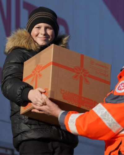 Der Johanniter-Weihnachtstrucker - f&uuml;r ein menschliches Miteinander &ndash; hinschauen und helfen