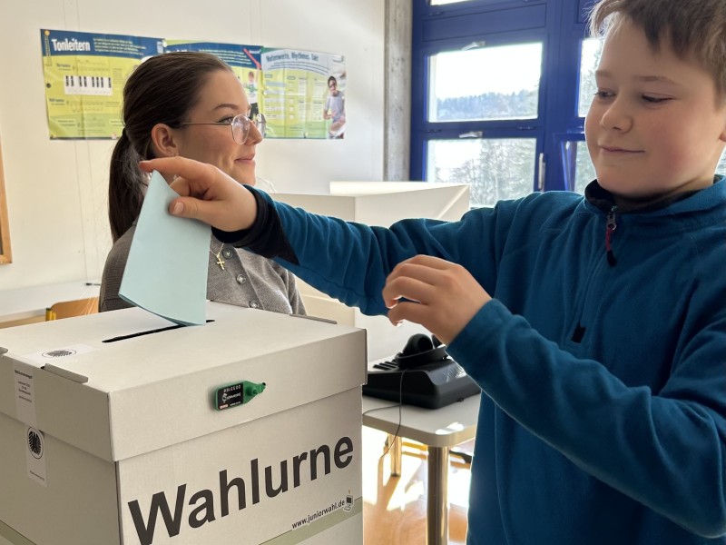 Juniorwahl: Hohe Beteiligung und ungewöhnliches Ergebnis